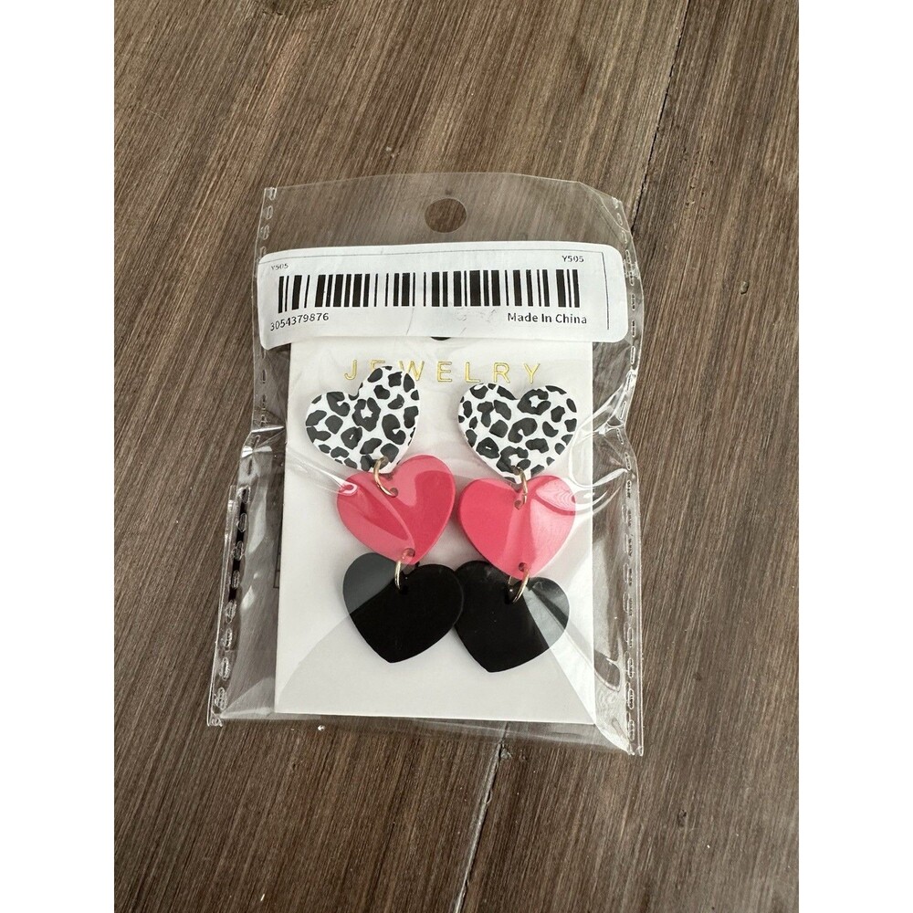 Heart Dangle Earrings Hot Pink and Black Gold Tone Pierced Ears Costume Jewelry